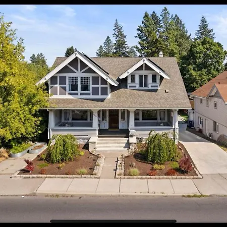 Inland Northwest Retreat Villa
